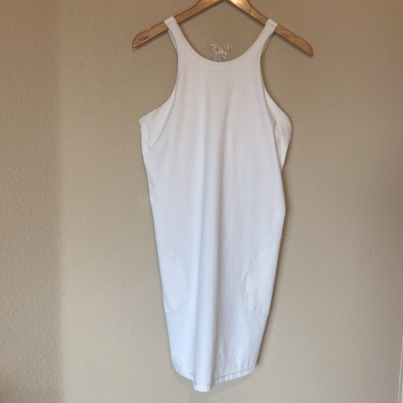 Vuori White Women's Dress - Picture 5 of 12